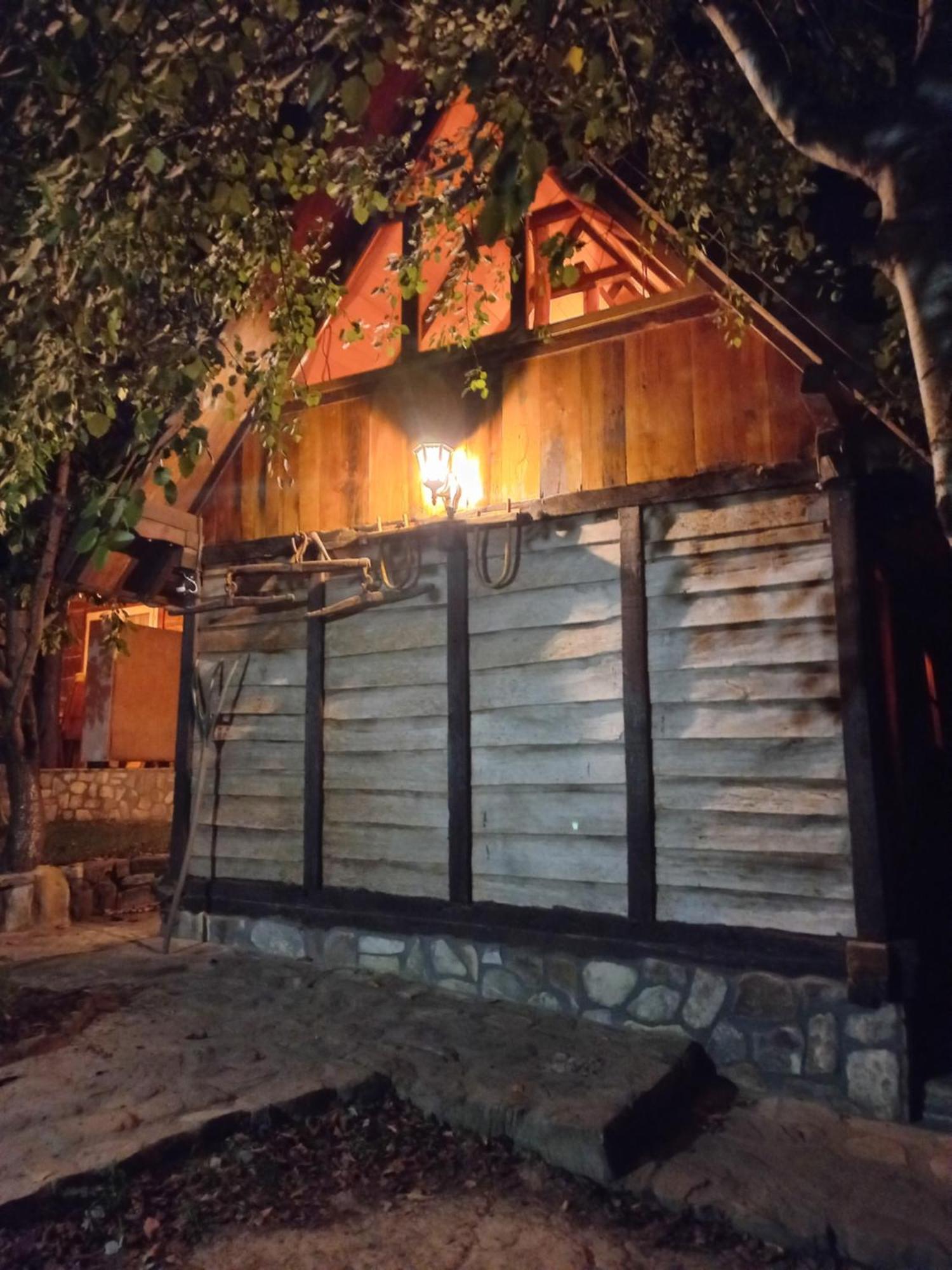 Villa Magaze De Luxe Gradacac Exterior foto